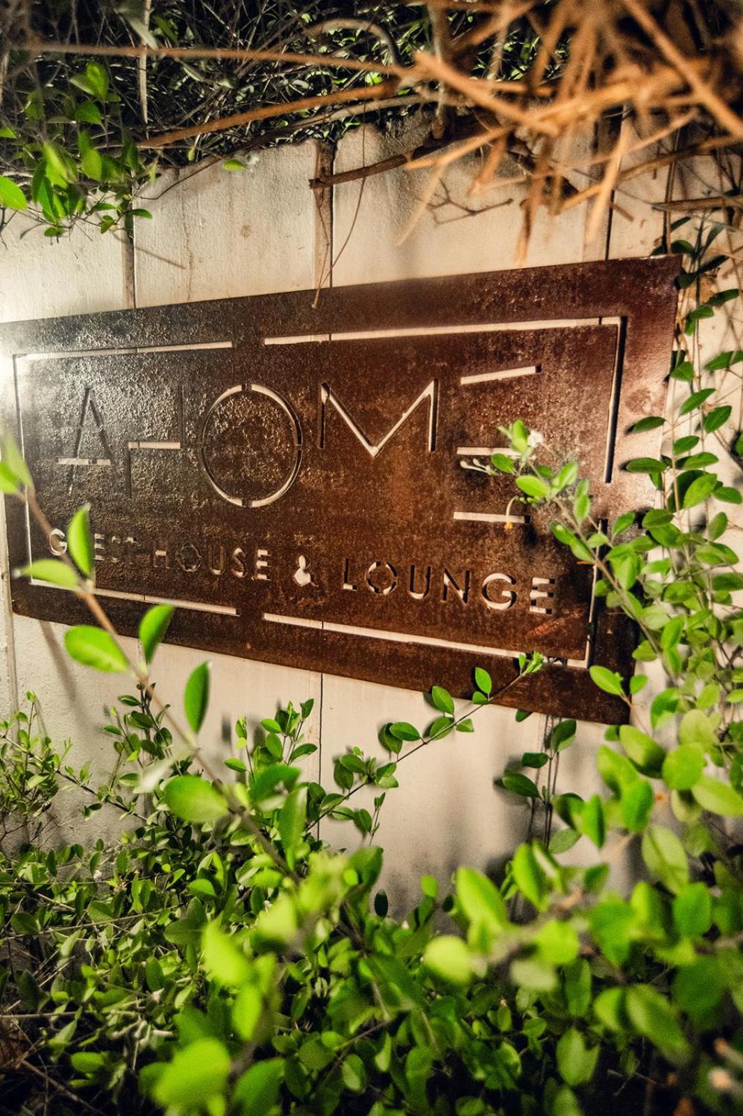 Ahome Guest House & Lounge Lome Exterior photo